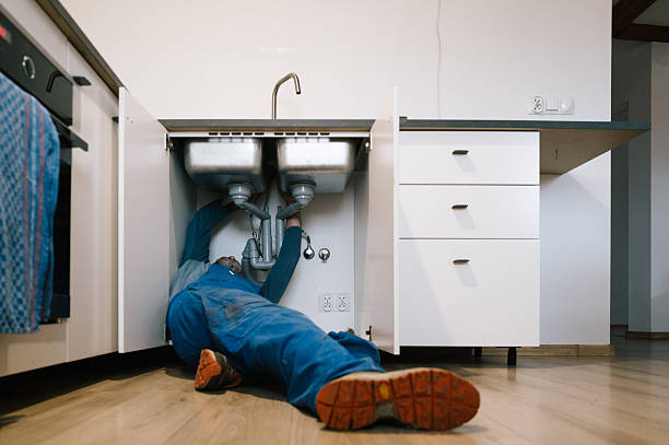 Professional Leak Detection technician working in Greencastle, IN